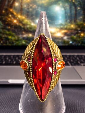 Heidi Daus Red Crystal Statement Ring Sz 5 Gold Tone